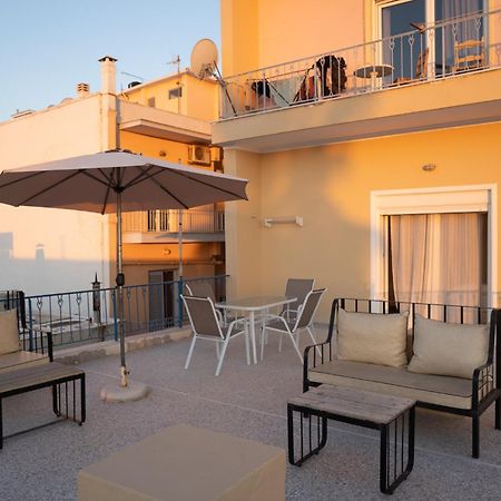 Central Mytilene City-View Apartment For 7 Exteriör bild